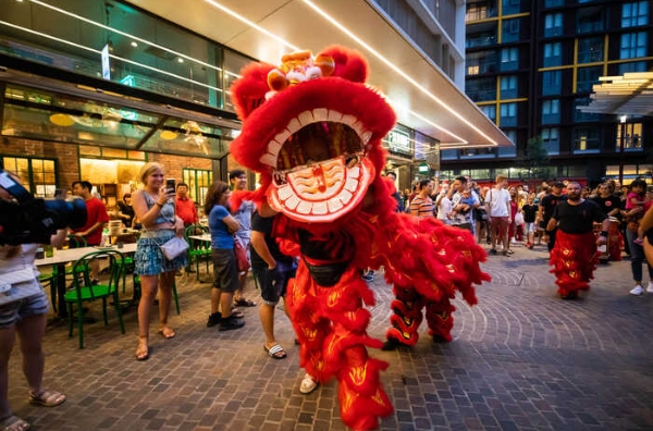 英媒：中国春节渐成世界性节日